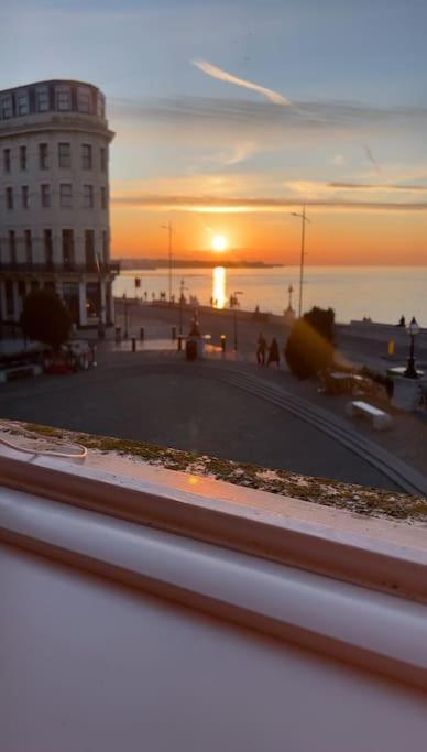 Seaside Serenity: 3-bedroom Haven In * Margate