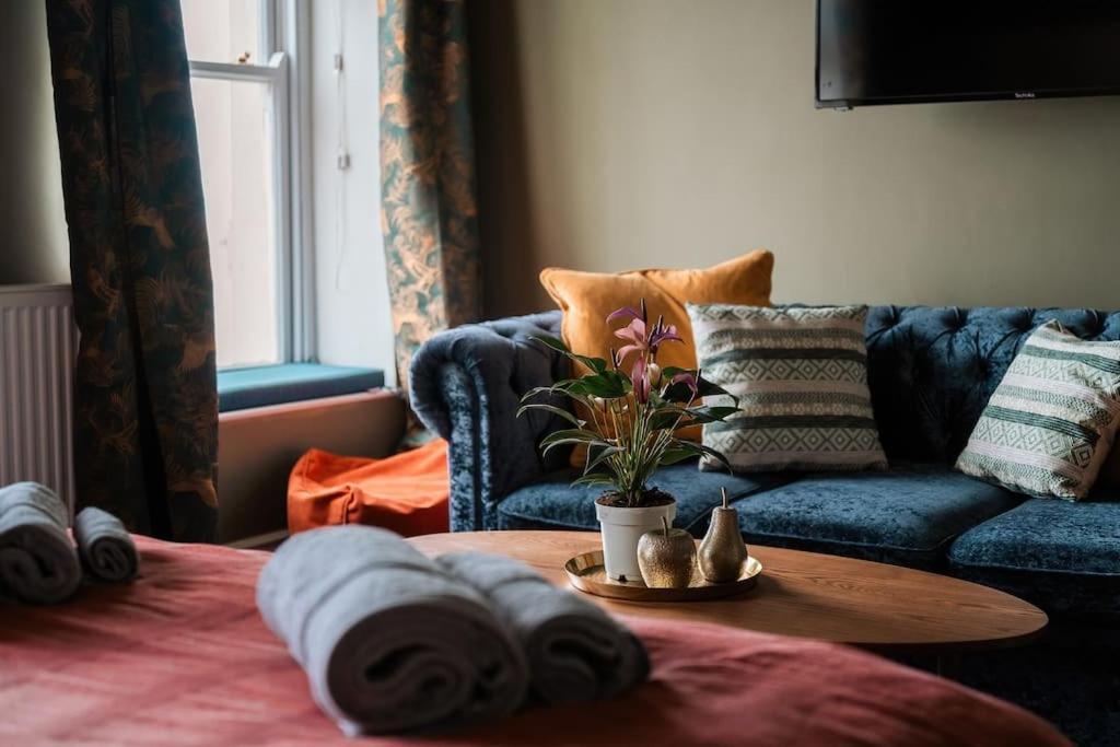 Holiday home Seaside Serenity: 3-bedroom Haven In