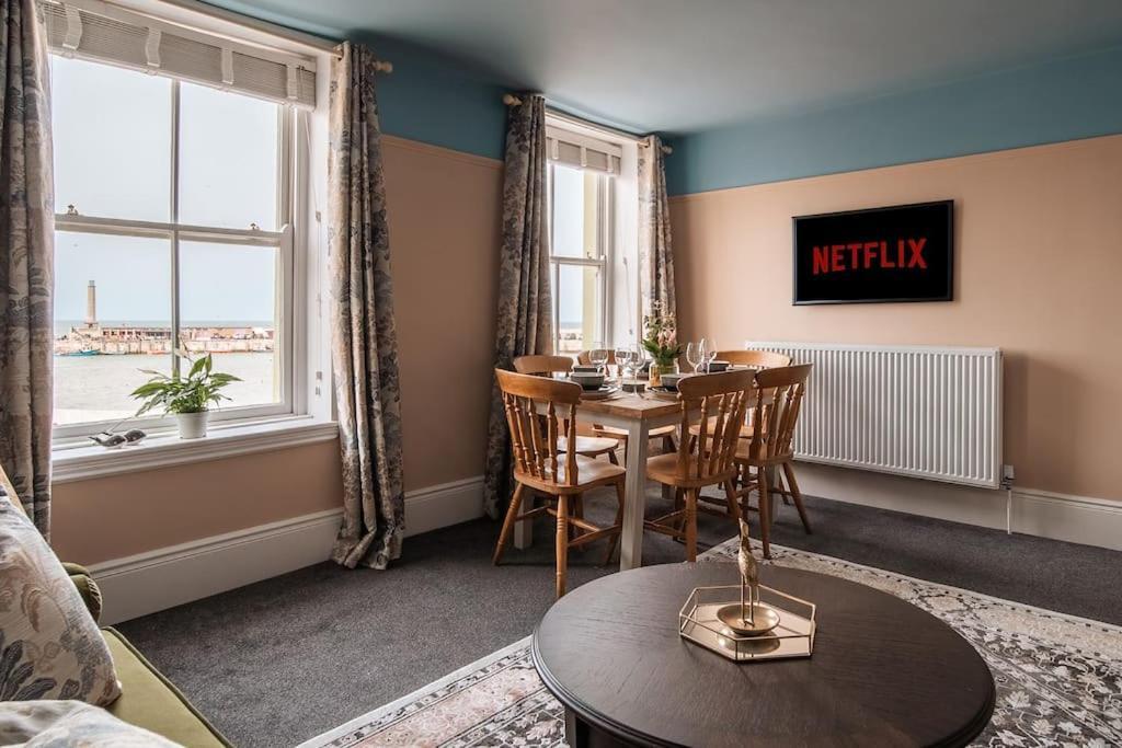 Holiday home Seaside Serenity: 3-bedroom Haven In *