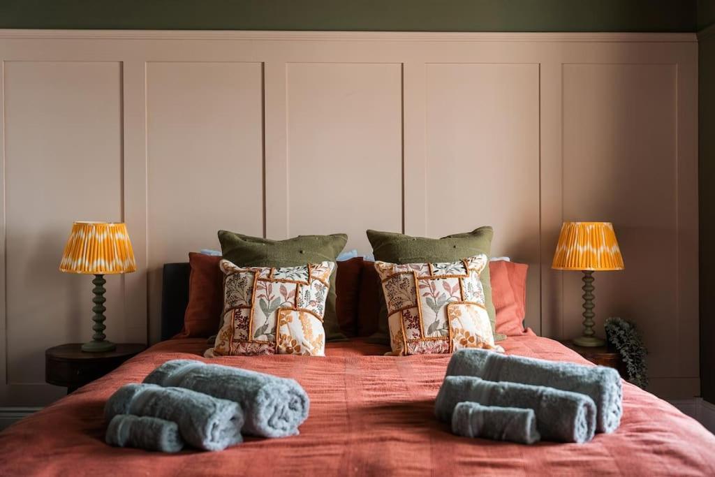 Seaside Serenity: 3-bedroom Haven In * Margate